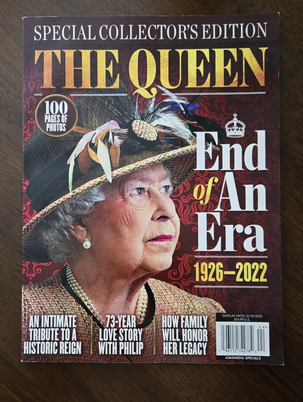 Special Collectors Edition "The Queen" Magazine